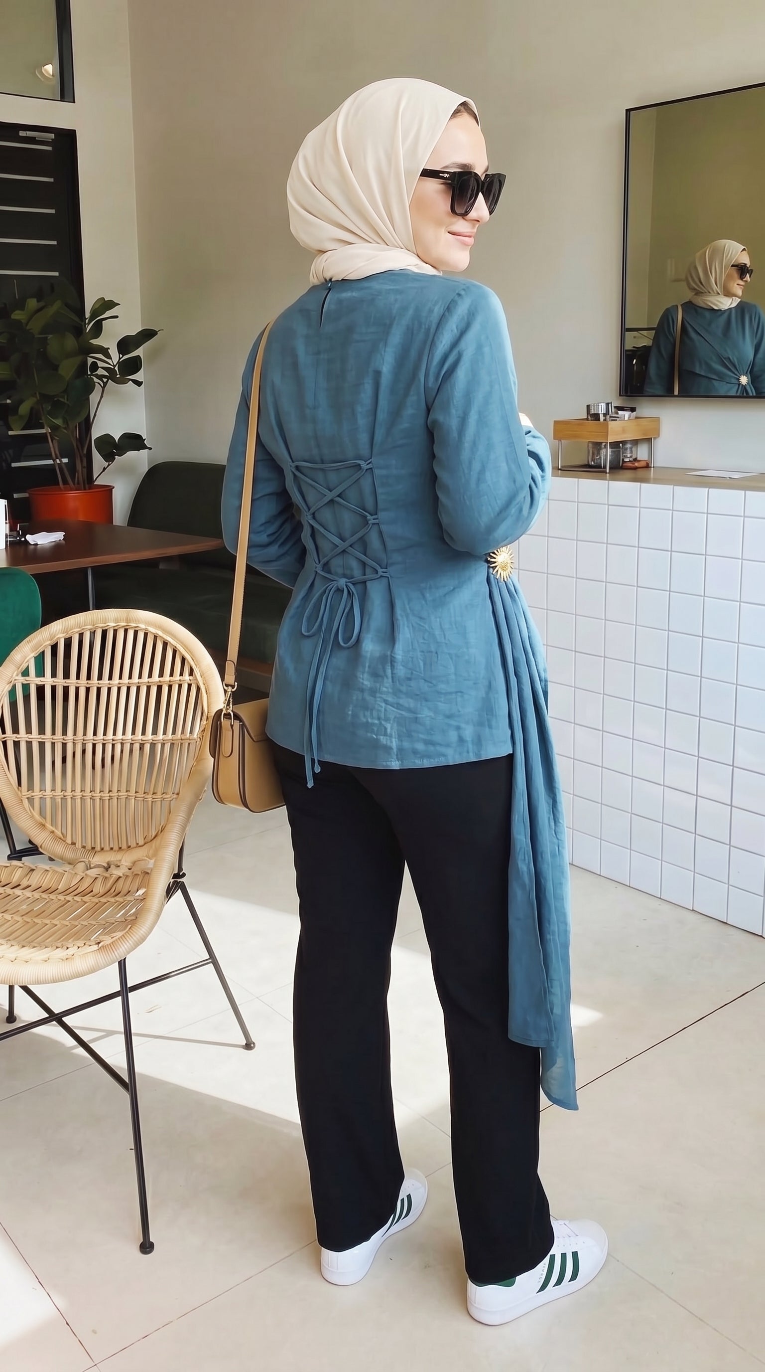 Shawl Petrol Blouse